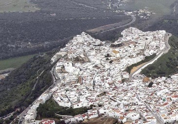 Vecinos de una pedanía de Vejer se quedan sin agua para consumo humano