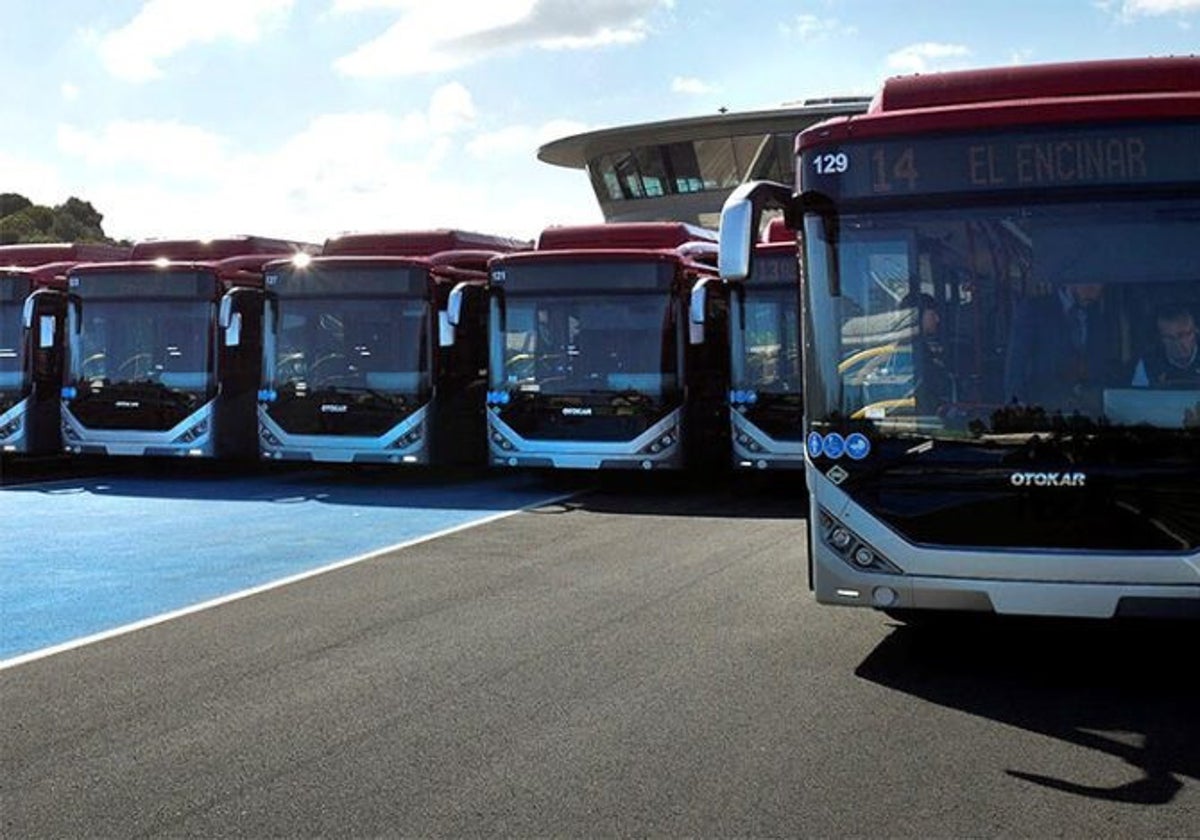 Los autobuses afectados por el fuego son de la marca Otokar