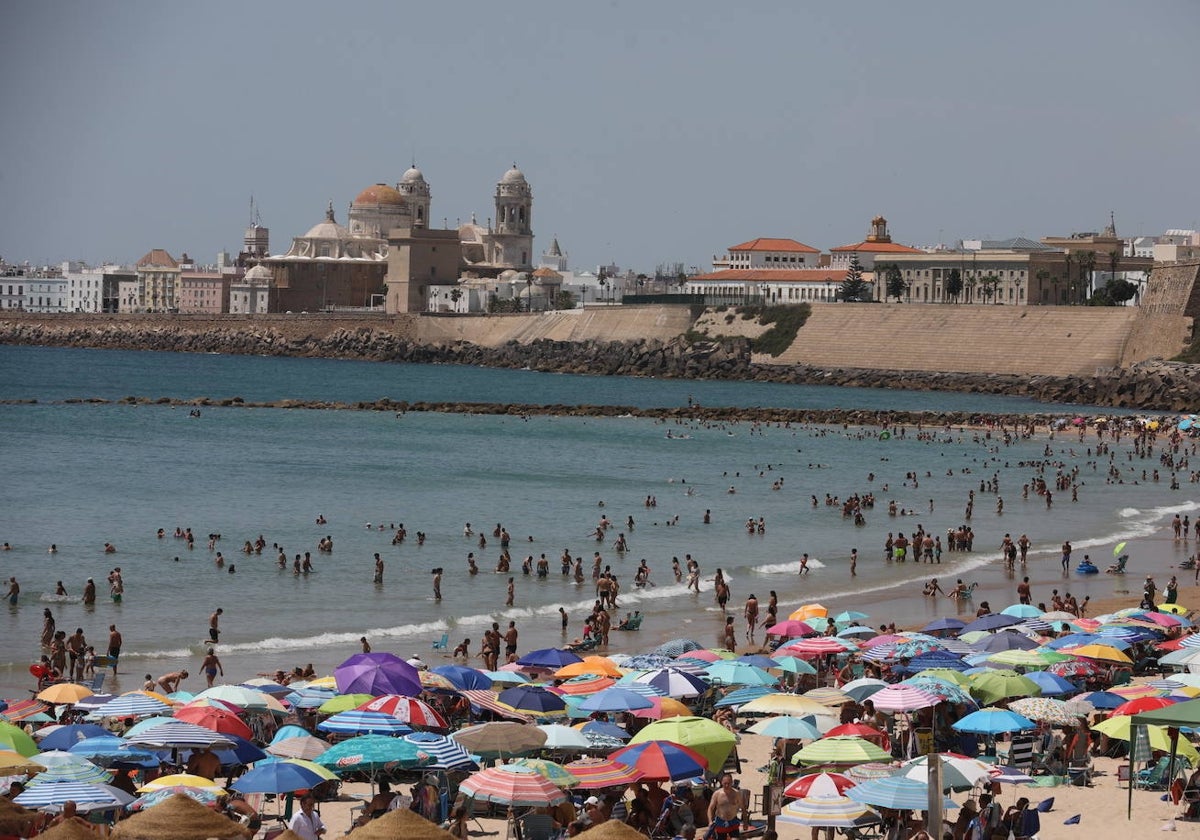 Playa de Santa María del Mar en Cádiz