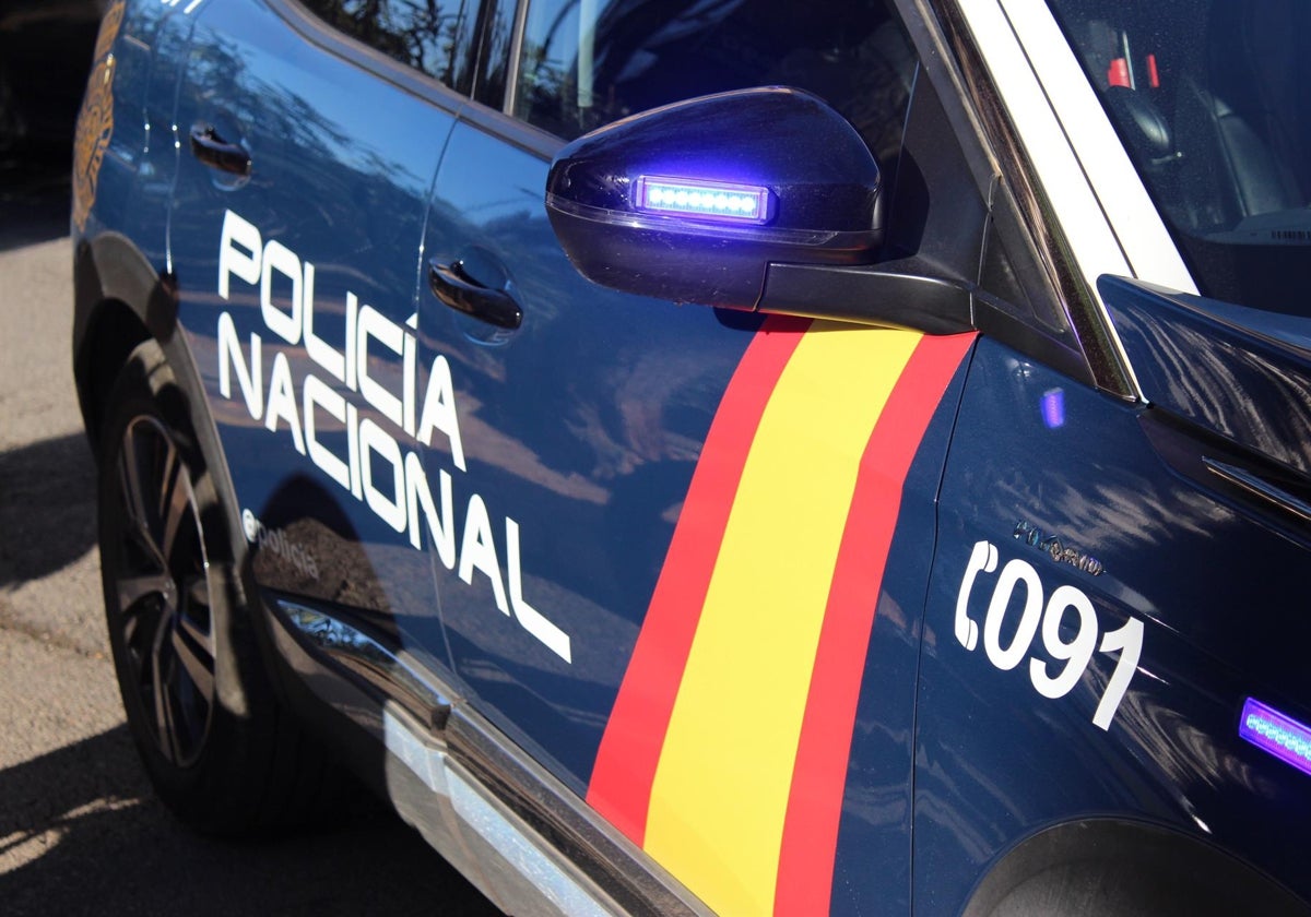 La Policía Nacional detiene a tres personas que planeaban robar en entidades bancarias de Cádiz