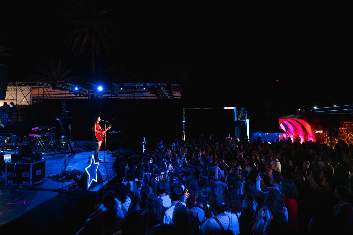 Fotos: Chiara Oliver en Concert Music Festival