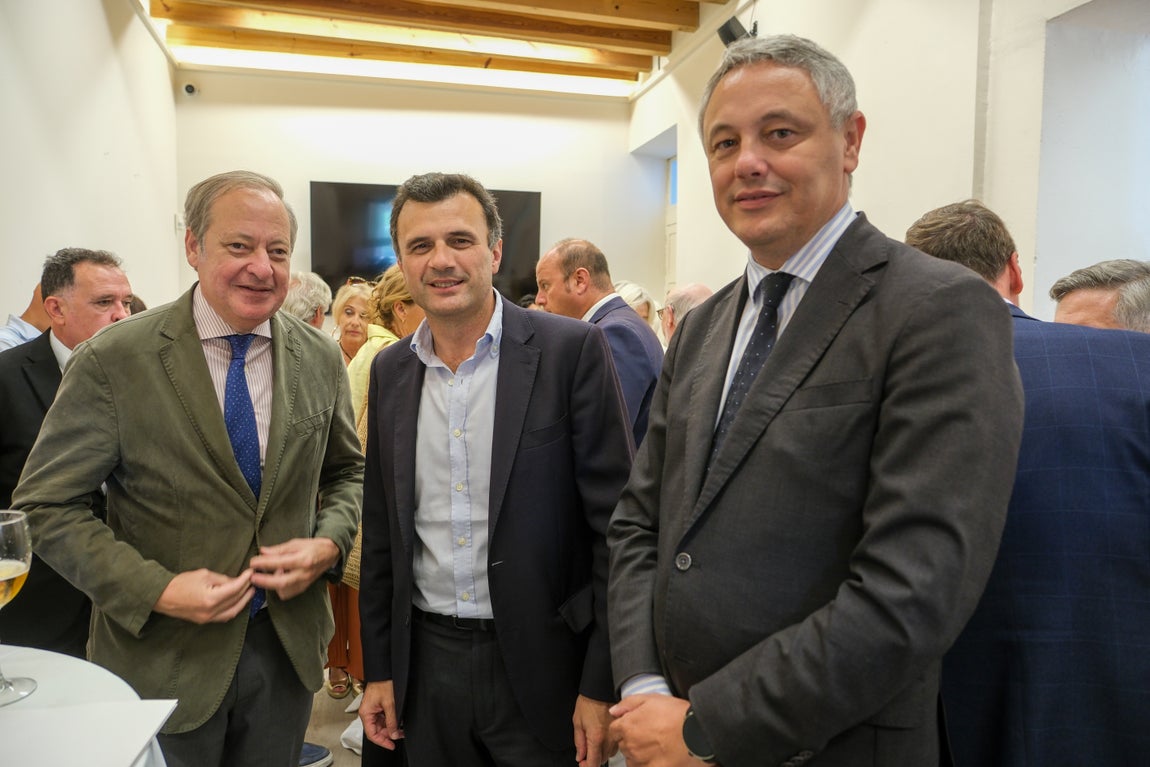 Álvaro Rodríguez Guitart, Bruno García de León y Alberto García Reyes