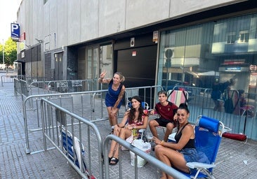 Los primeros fans ya hacen cola para ver a Manuel Carrasco