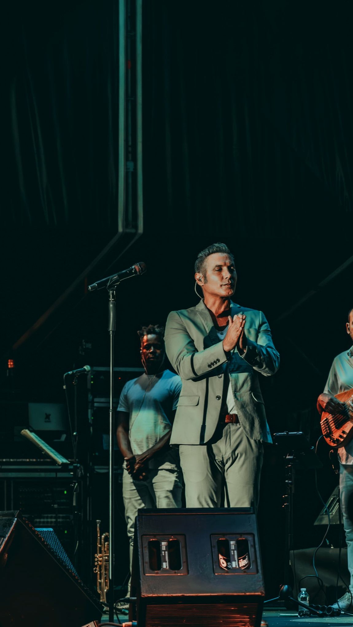 Fotos: Pitingo pone banda sonora a la jerezana Bodega Las Copas en Tío Pepe Festival