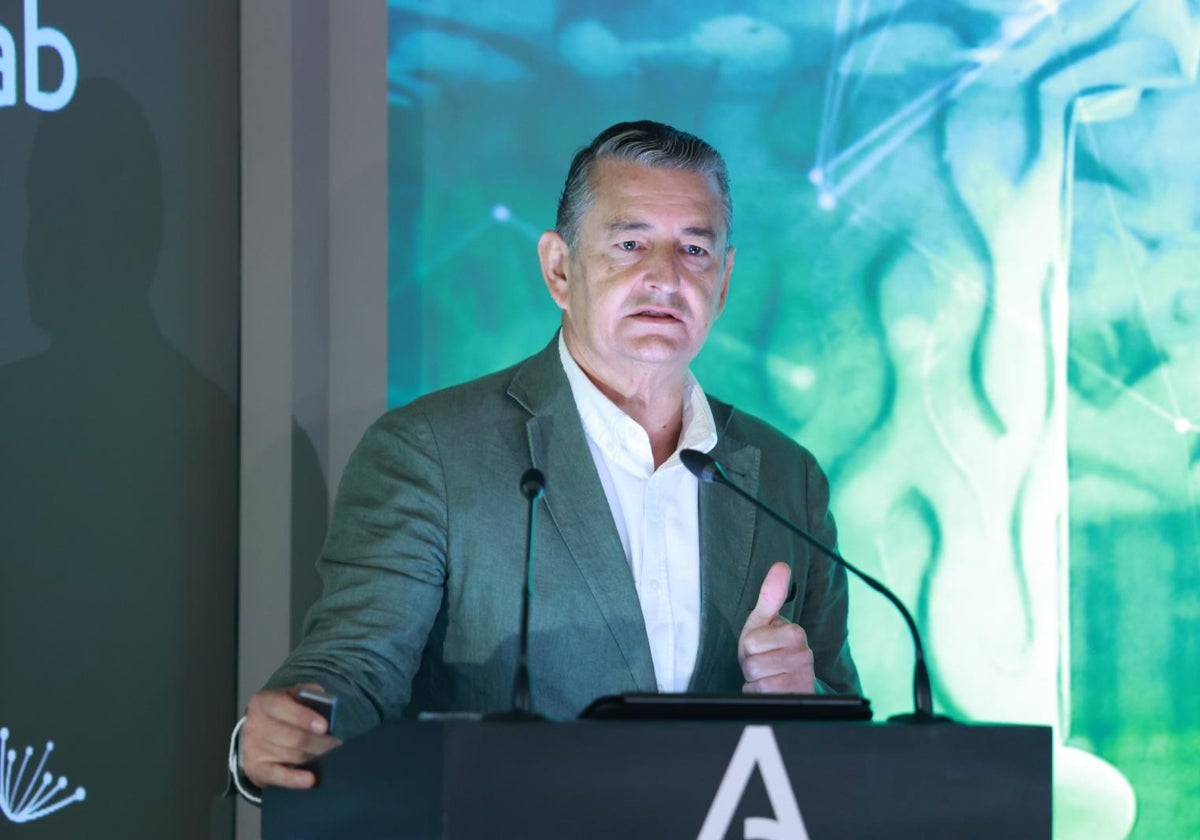 Antonio Sanz: «Damos un paso de gigante para que Cádiz tenga el hospital que se merece»
