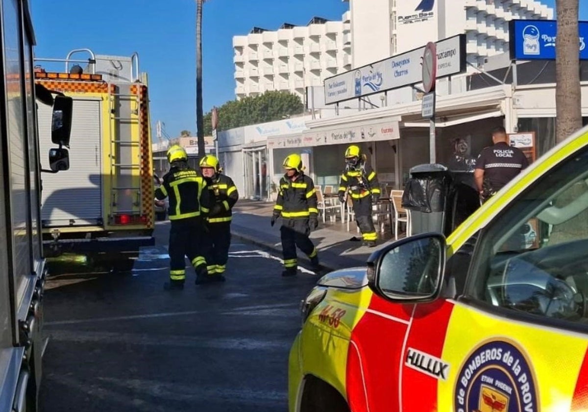 El incendio de un bar de Valdelagrana deja un atendido por inhalación de humo