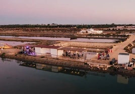 El spa salino más grande de Cádiz abre sus puertas: dos piscinas, playa privada y terapia de fango