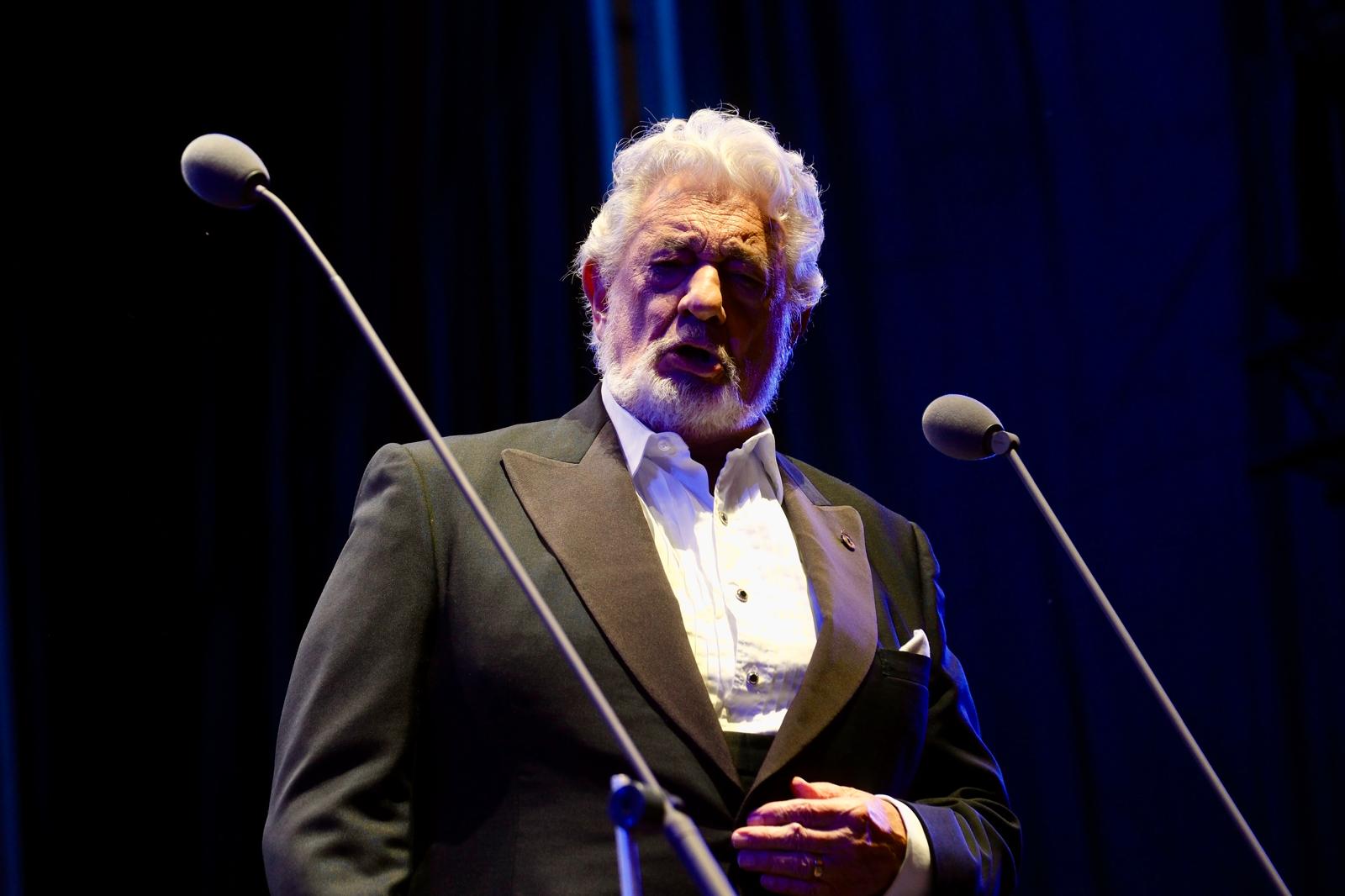 La voz de Plácido Domingo retumba en Chiclana