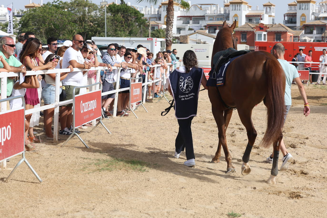 Fotos: Las Carreras de Caballos de Sanlúcar dan sus primeras galopadas