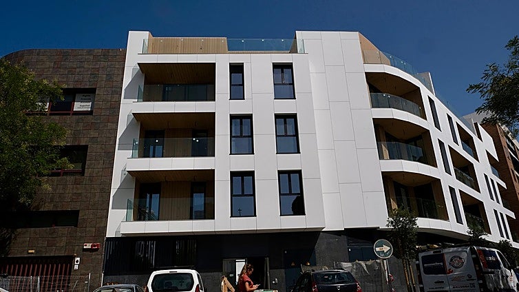 Recta final para la segunda promoción de viviendas del Grupo ABU en la capital gaditana: así es Residencial Bahía Blanca