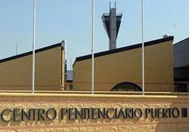 Batalla campal en Puerto III: un preso violento ataca con una cuchilla a internos y funcionarios