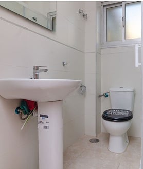 Imagen secundaria 2 - Algunas de las dependencias y plano del inmueble