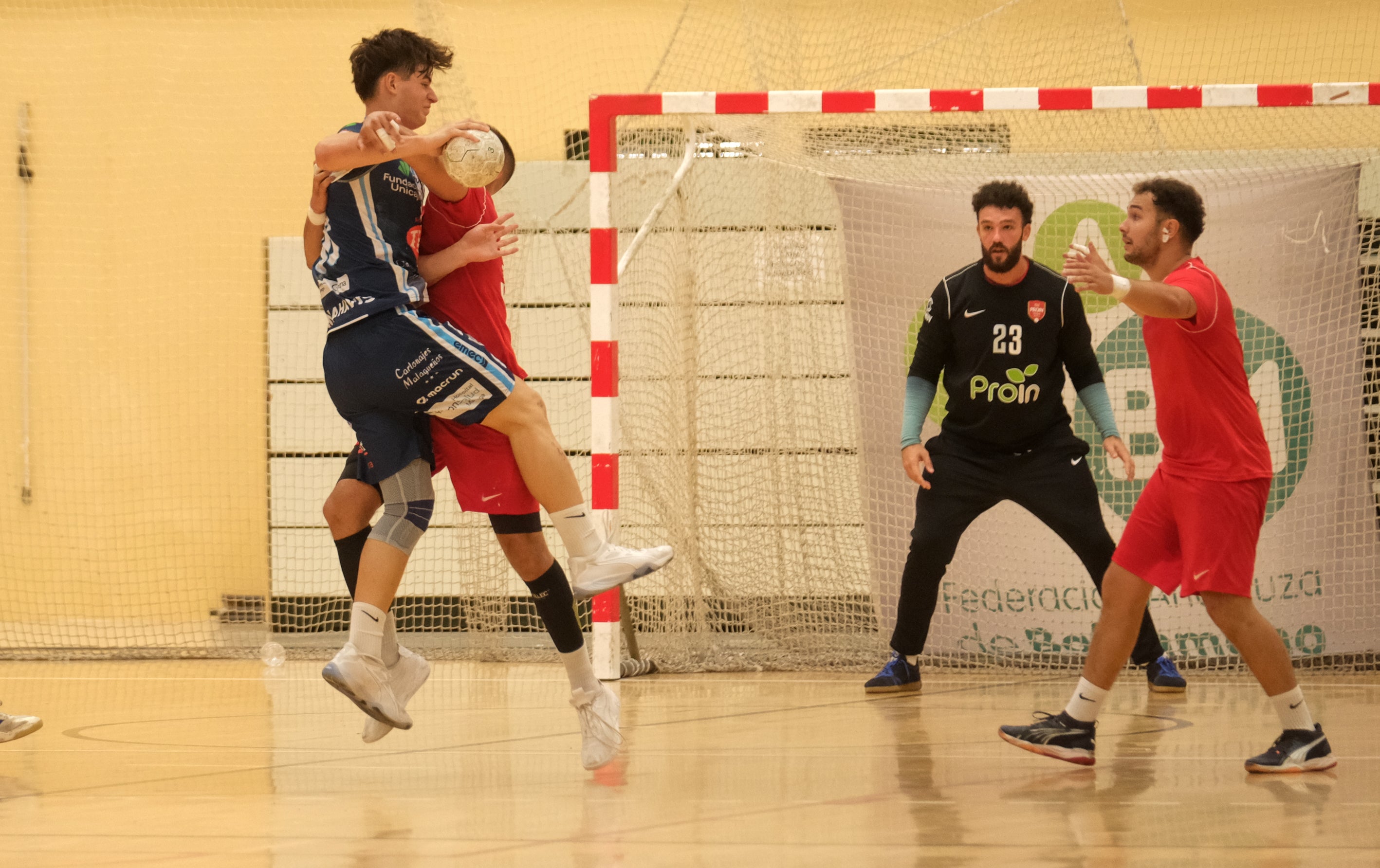 Fotos: Homenaje a Miguel Ángel González Gómez en San Fernando