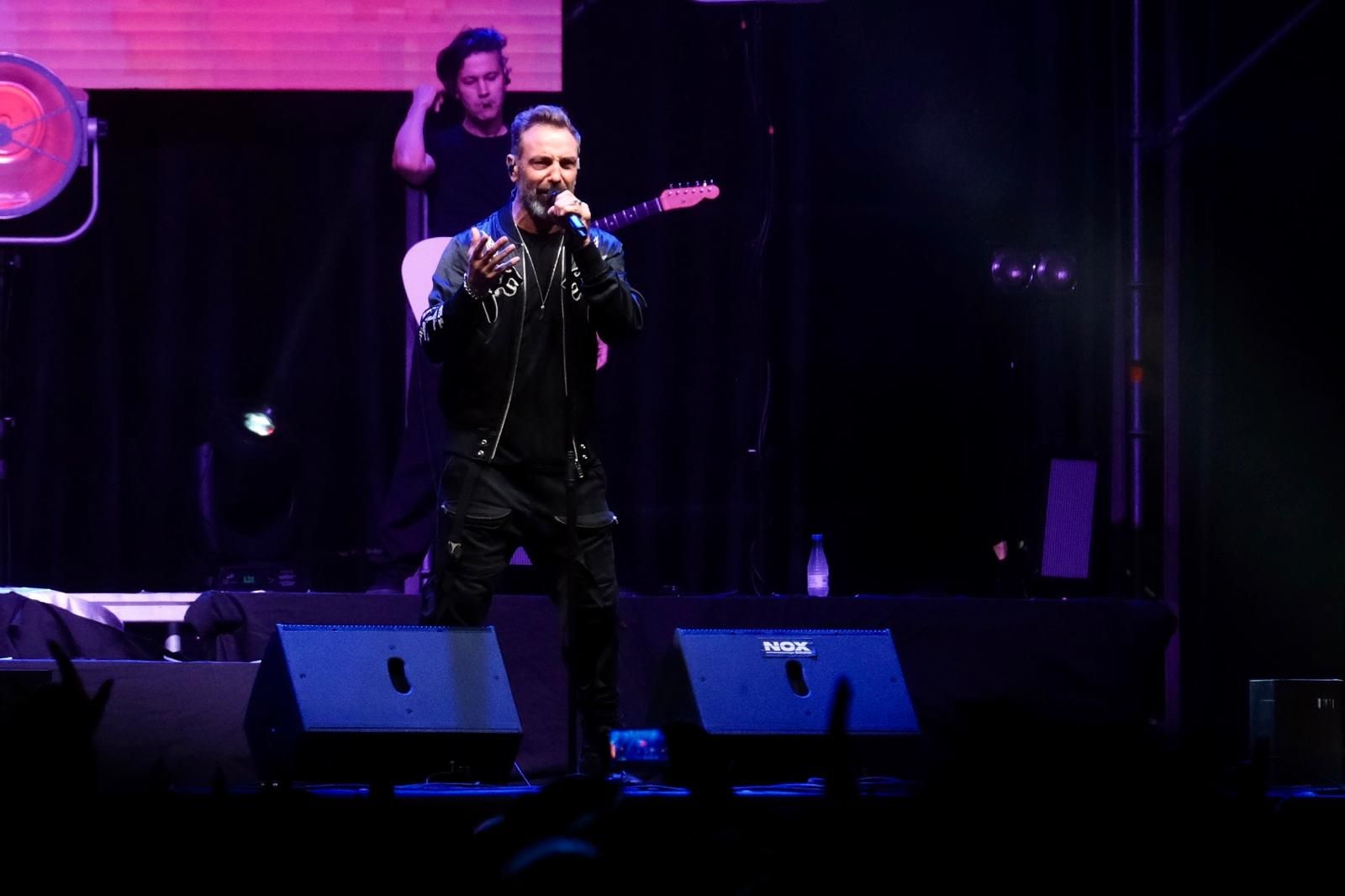 Fotos: Los ojos en Cádiz miran con ilusión las historias de amor de OBK
