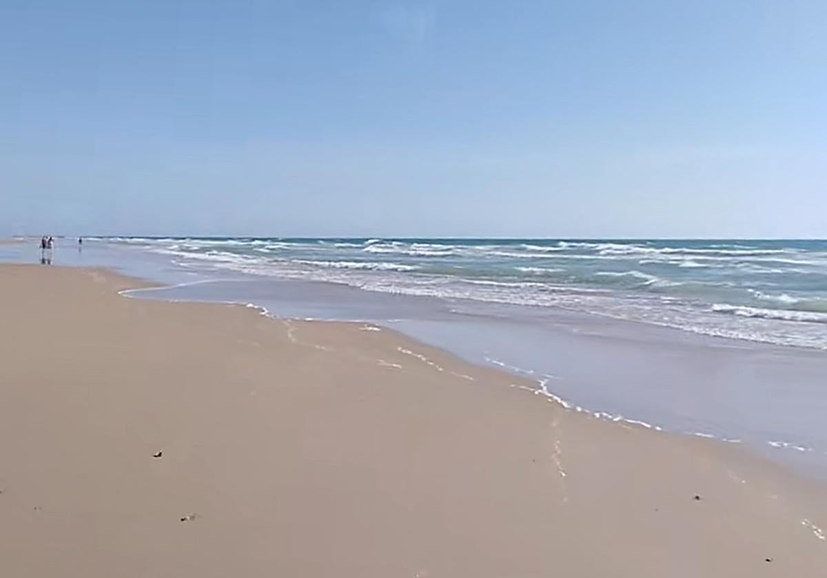 Imagen de la playa de Castilnovo