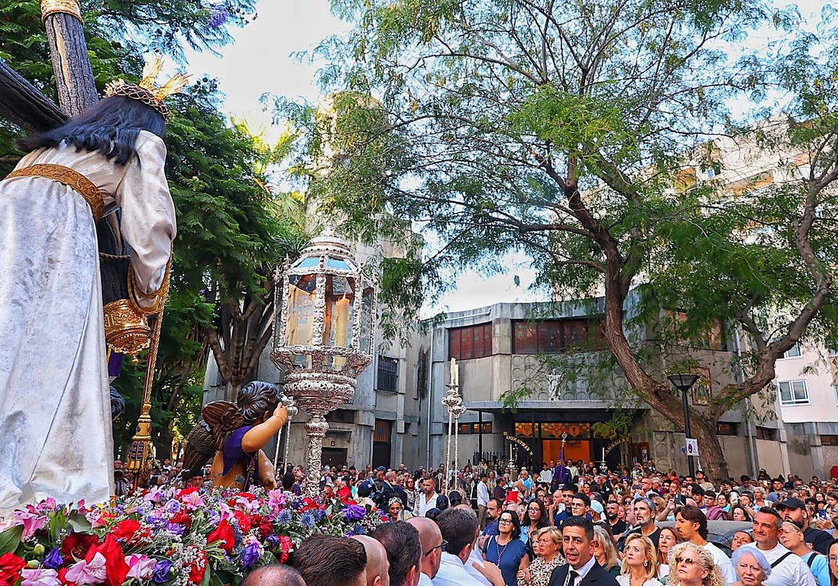 Vídeo de la Peregrinación extraordinaria de Nuestro Padre Jesús Nazareno a la Iglesia de San Servando y San German de Cádiz 2025
