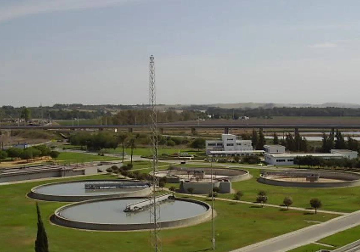El Ayuntamiento de Jerez y la Junta anuncian 14 millones para ampliar la EDAR y paliar la falta de agua