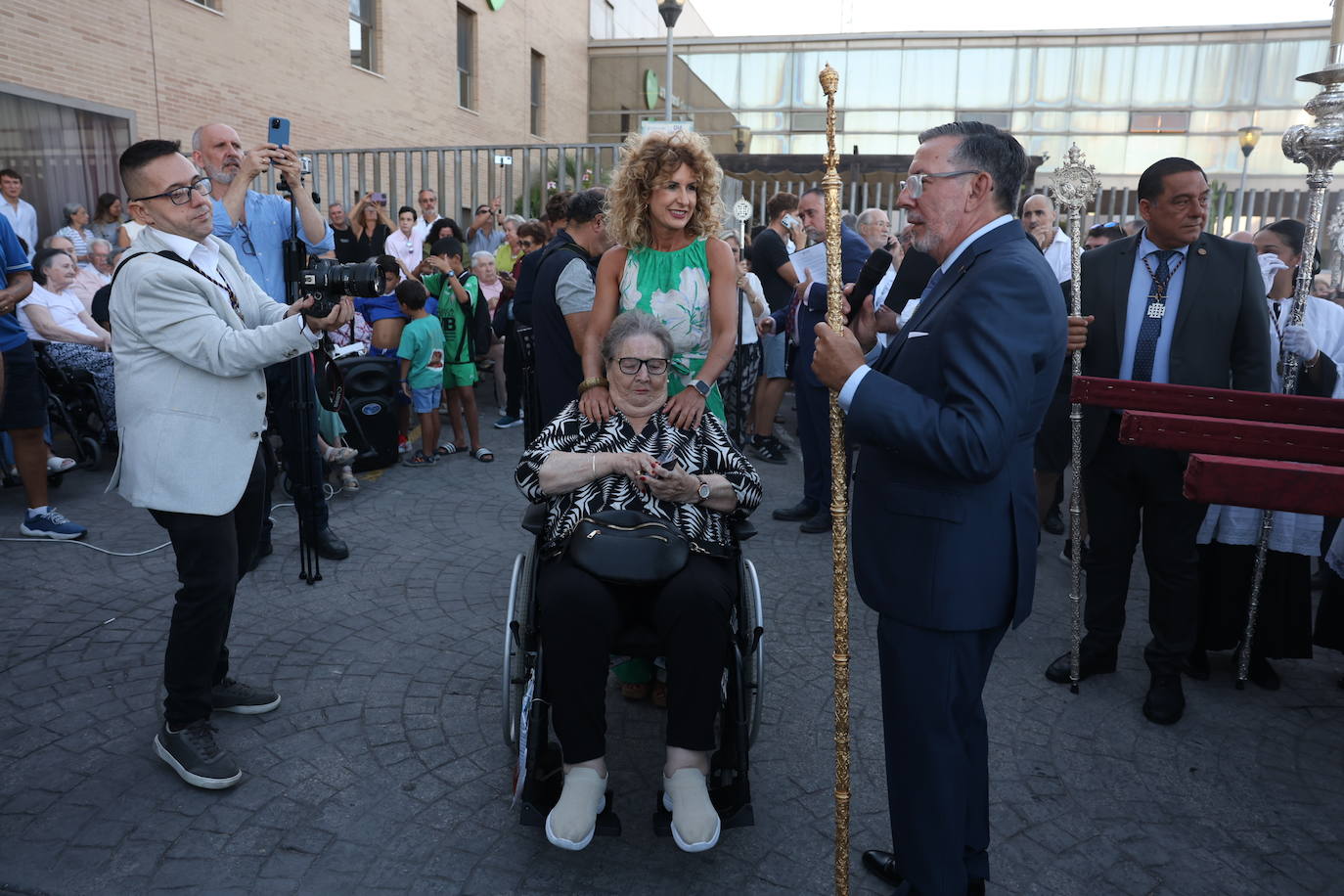 Fotos: Jesús Nazareno peregrina hacia la la Parroquia Nuestra Señora de Loreto