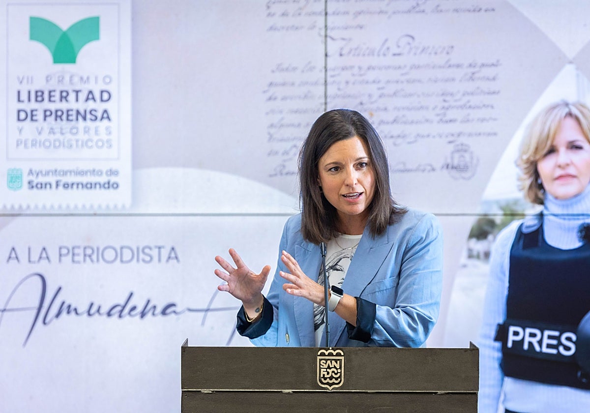 San Fernando otorga a Almudena Ariza el VII Premio Libertad de Prensa y Valores Periodísticos 2025