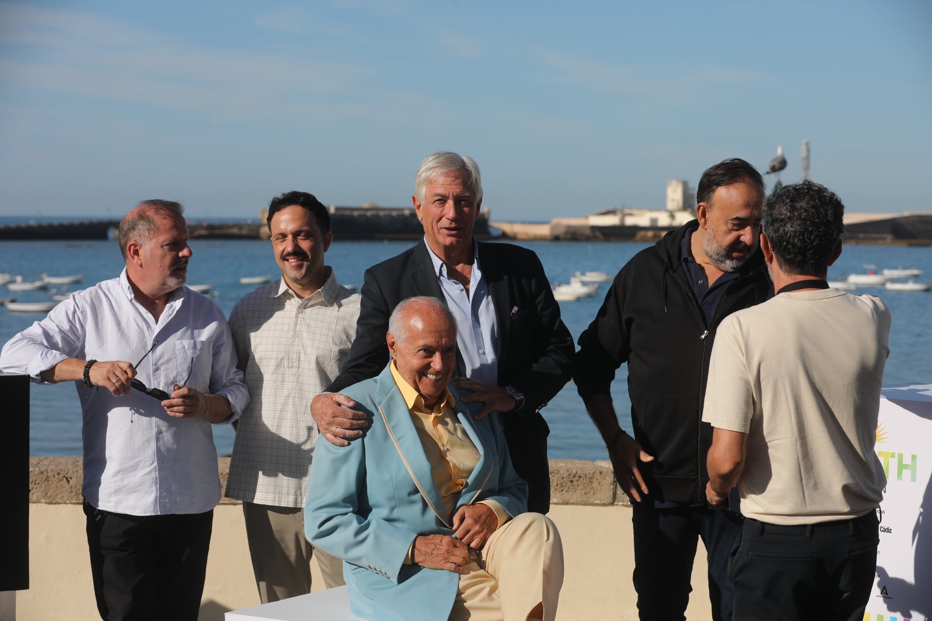 José Luis Moreno y Fernando Trueba, protagonistas del posado caletero este sábado