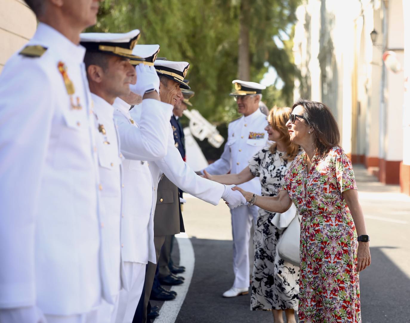 Fotos: Margarita Robles inaugura el curso académico en la Escuela de Suboficiales de la Armada en San Fernando