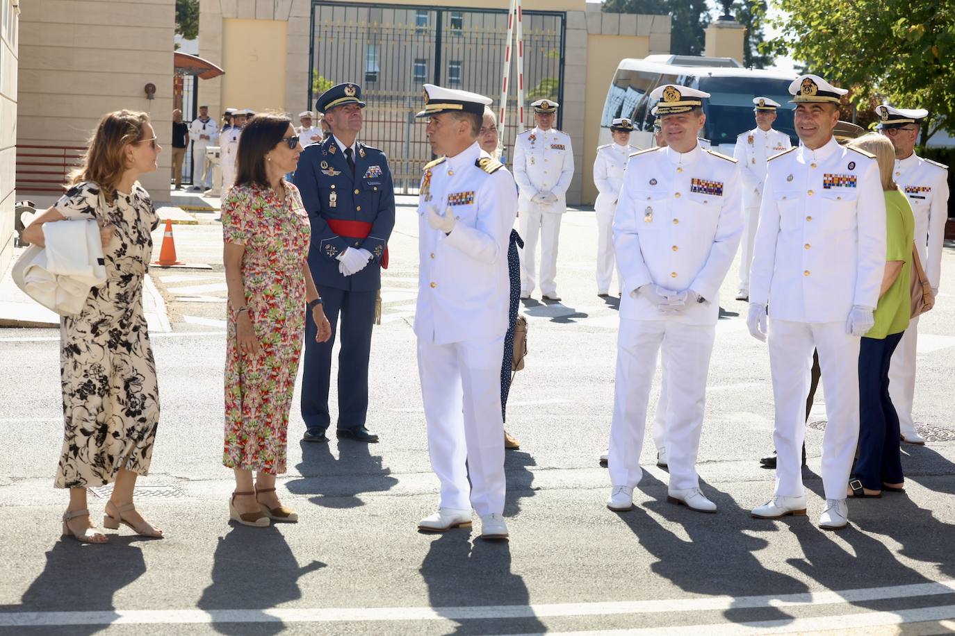 Fotos: Margarita Robles inaugura el curso académico en la Escuela de Suboficiales de la Armada en San Fernando