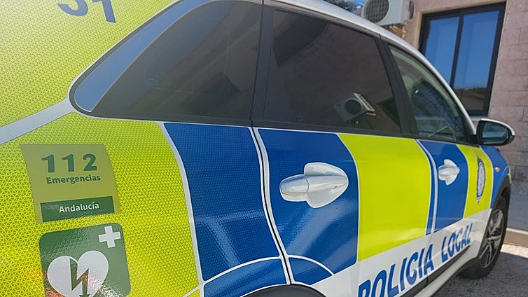 Conduce bajo los efectos de las drogas y choca intencionadamente contra otros vehículos en Algeciras