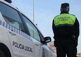 Policías locales de Chiclana denuncian: «Con dos patrullas no se puede atender a 300.000 personas en verano»