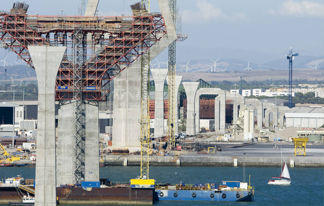 La construcción de un símbolo: Las imágenes de las obras del puente de la Constitución de 1812 de Cádiz