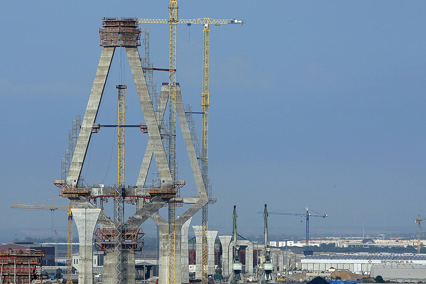 La construcción de un símbolo: Las imágenes de las obras del puente de la Constitución de 1812 de Cádiz