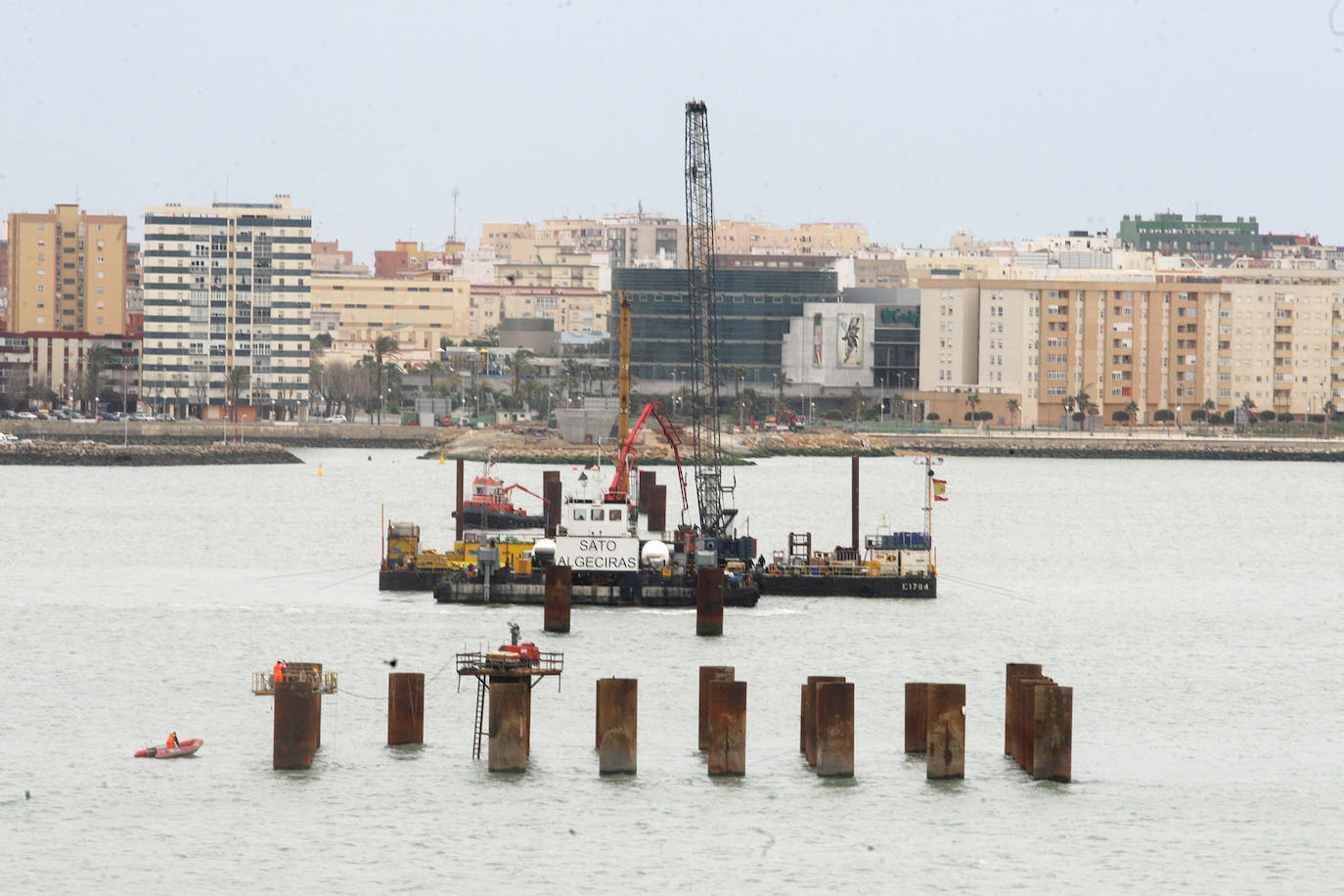 La construcción de un símbolo: Las imágenes de las obras del puente de la Constitución de 1812 de Cádiz