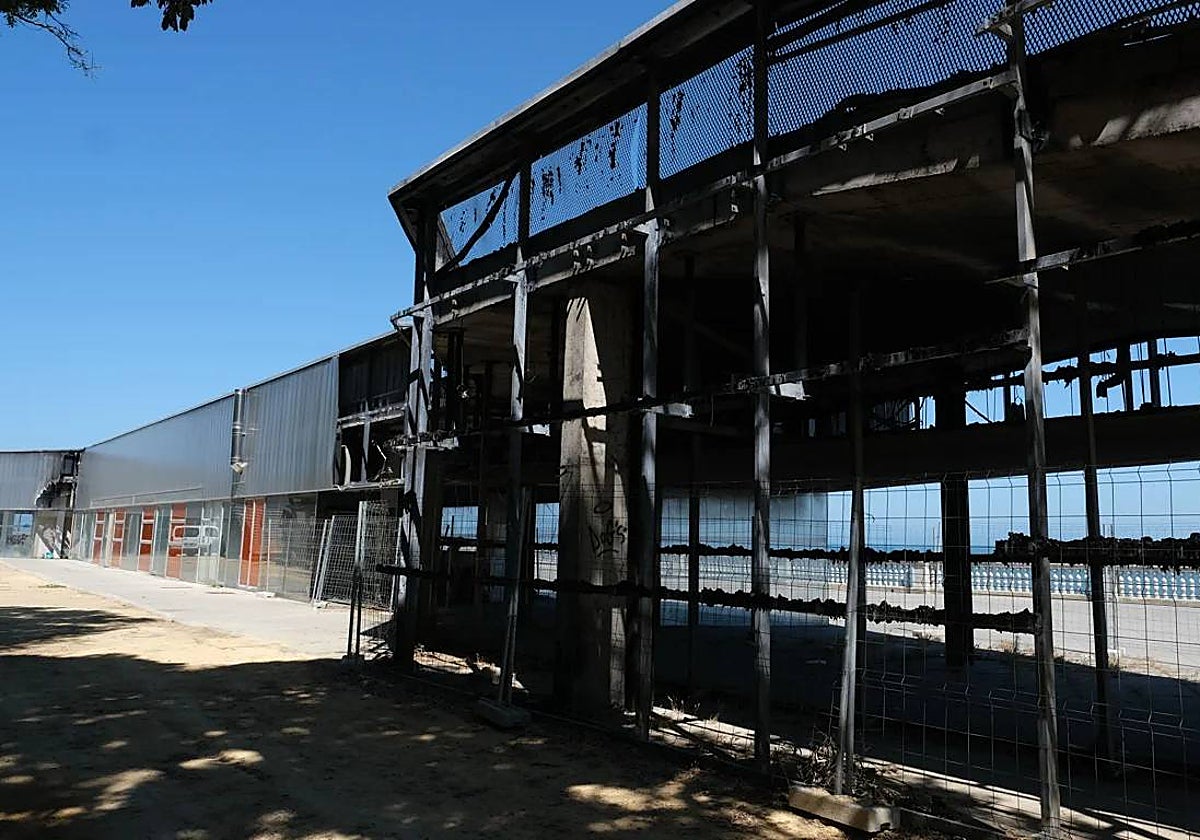 Pérgola de Santa Bárbara tras el incendio