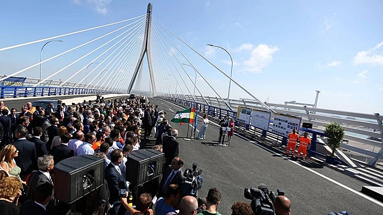 Fotos: Las imágenes de la inauguración del puente de la Constitución de Cádiz