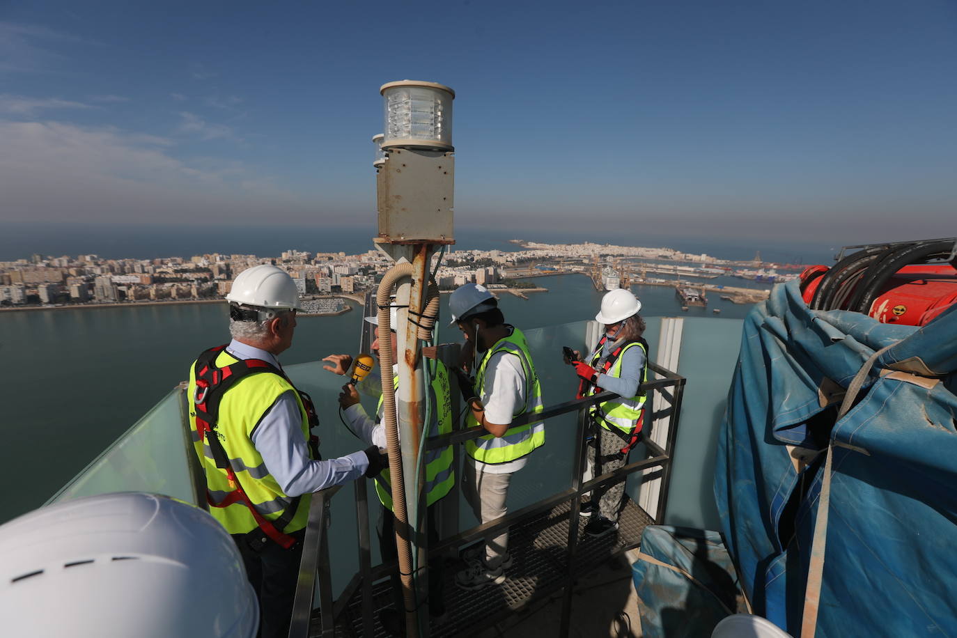 Fotos: La Bahía de Cádiz desde el punto más alto del puente de la Constitución de 1812, el imponente viaje al &#039;cielo&#039;
