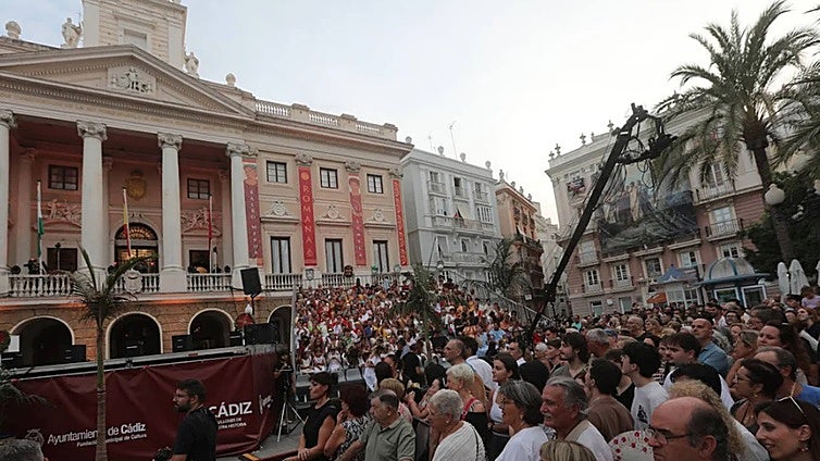 La Plaza de San Juan de Dios de Cádiz se llenará de cine y música con un viaje sonoro a la Roma eterna