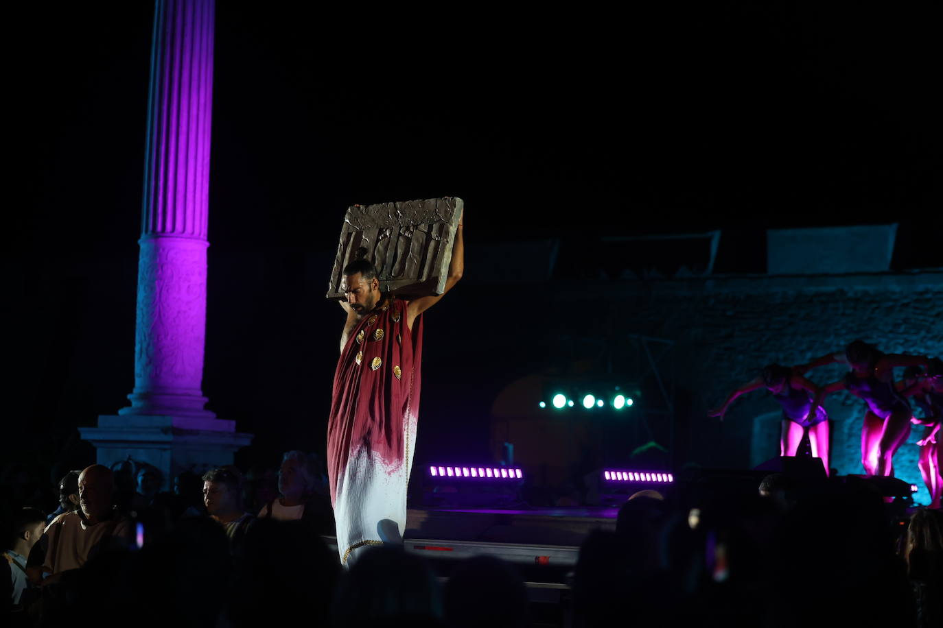 Las imágenes del espectáculo de &#039;Foedus, Gaditanorum&#039; en Cádiz