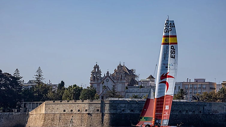 Cádiz, lista para el gran circo de la Fórmula 1 del mar