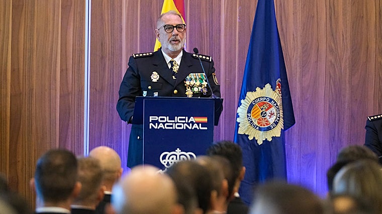 Discurso del comisario provincial, Santos Bernal