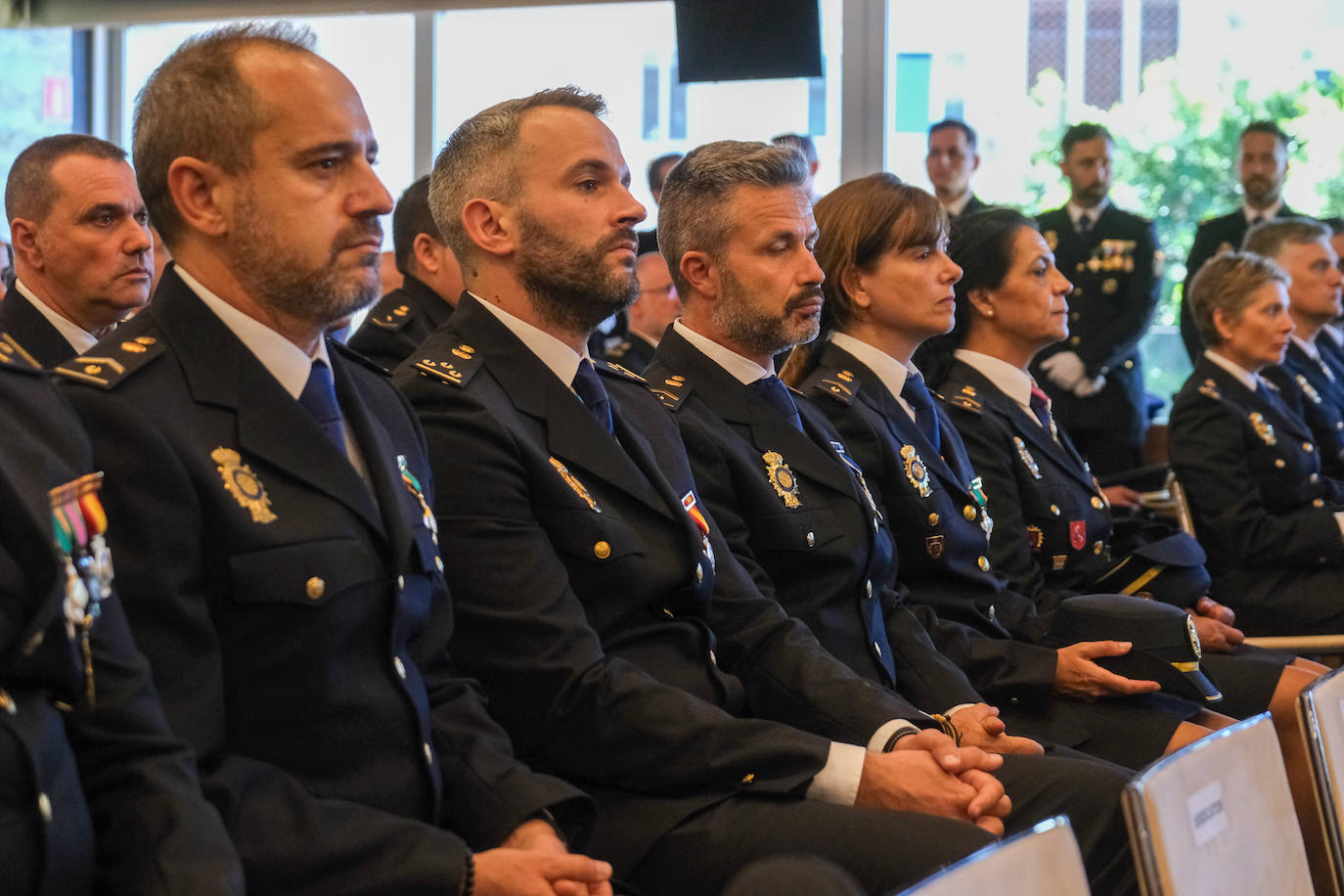 Fotos: Acto de la Policía Nacional con motivo de la fiesta de los Santos Ángeles Custodios en Cádiz