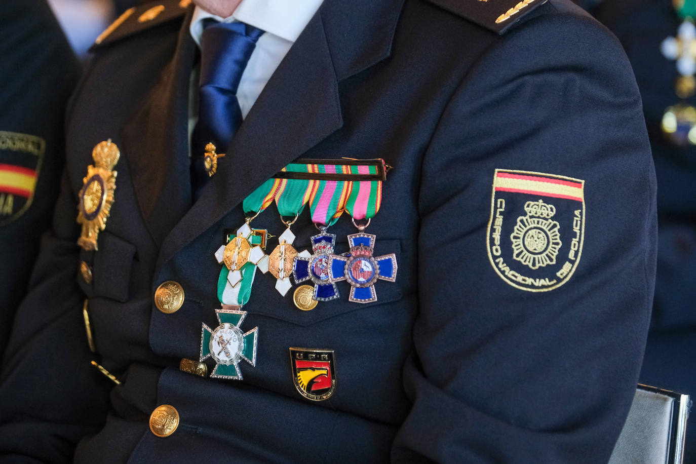 Fotos: Acto de la Policía Nacional con motivo de la fiesta de los Santos Ángeles Custodios en Cádiz