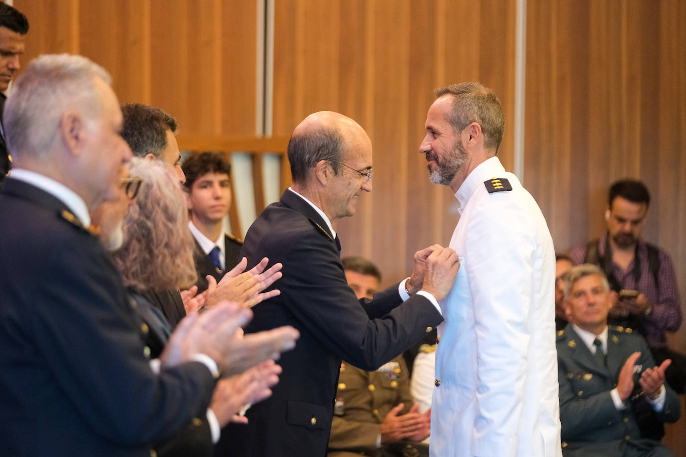Fotos: Acto de la Policía Nacional con motivo de la fiesta de los Santos Ángeles Custodios en Cádiz