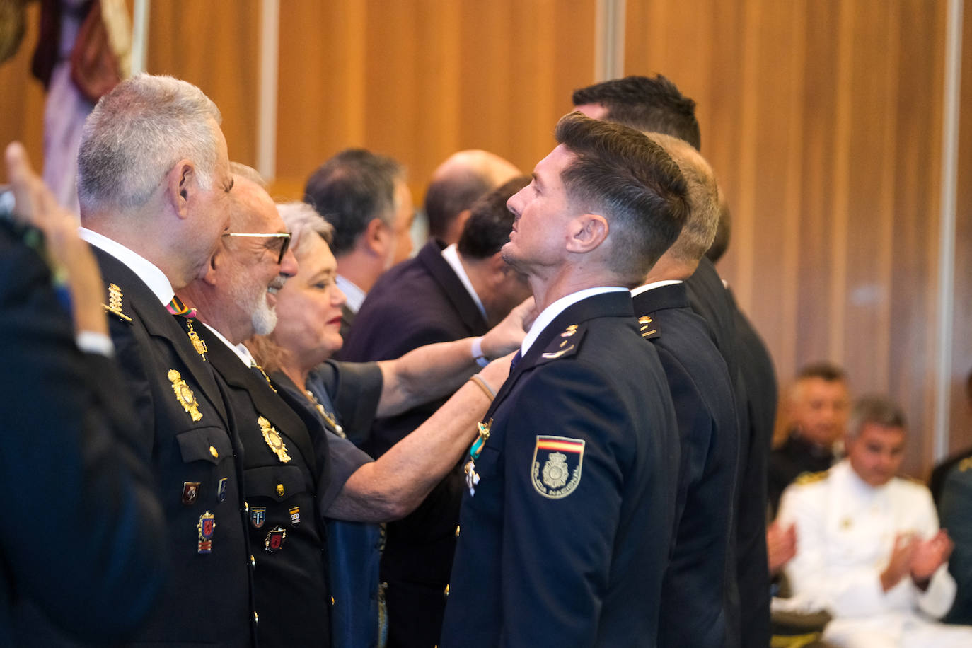 Fotos: Acto de la Policía Nacional con motivo de la fiesta de los Santos Ángeles Custodios en Cádiz