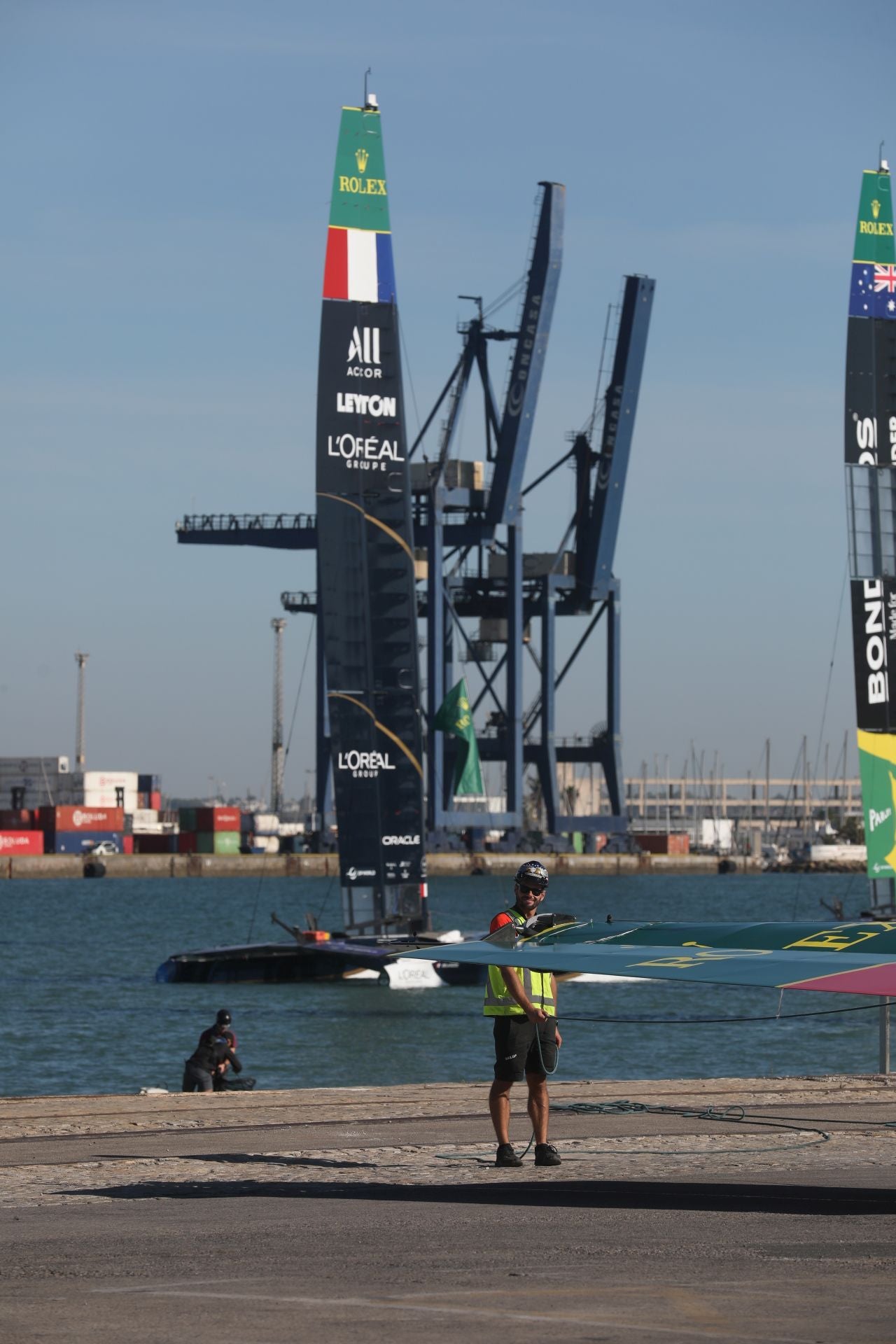Fotos: Los últimos preparativos antes del inicio de la SailGP en Cádiz