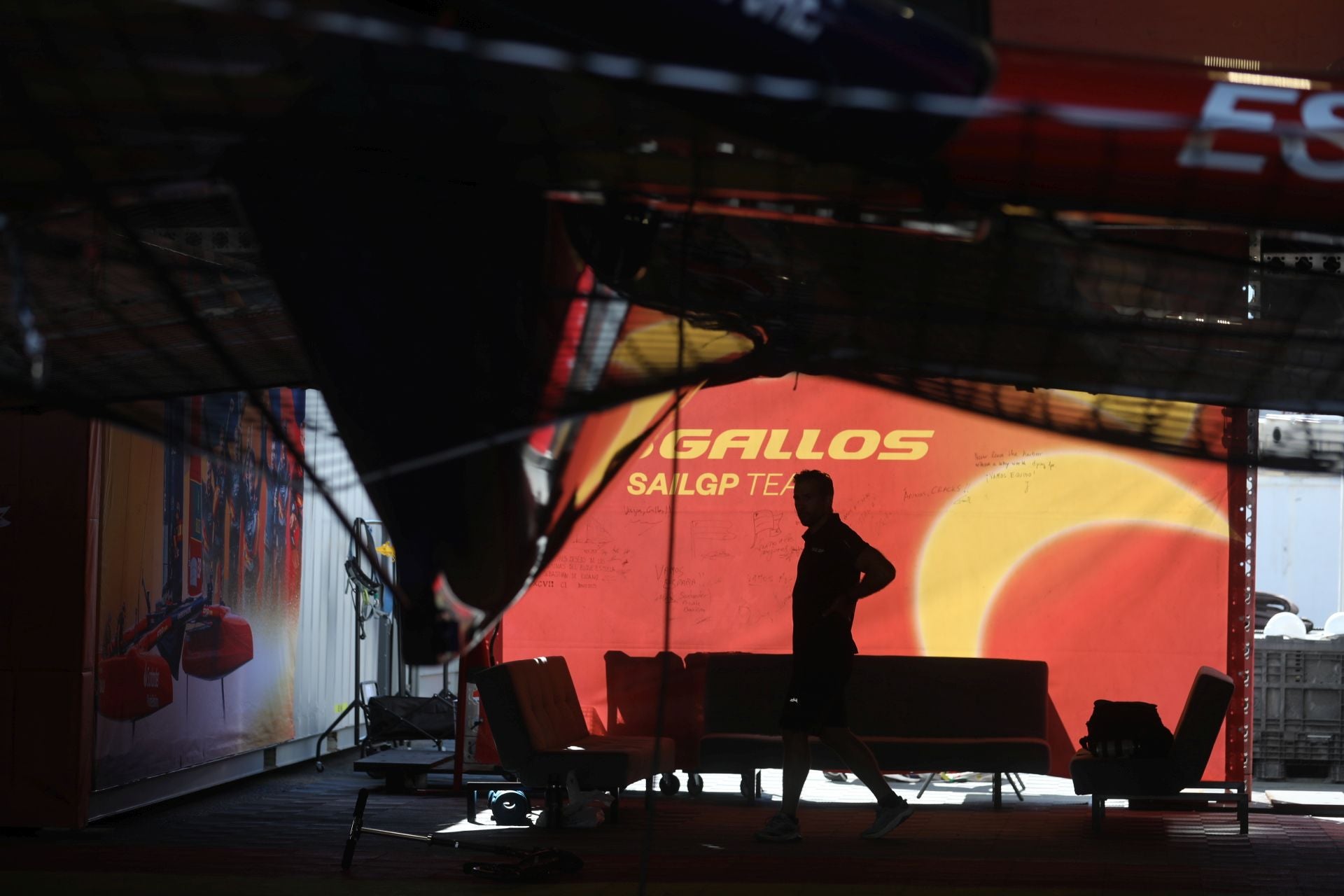 Fotos: Los últimos preparativos antes del inicio de la SailGP en Cádiz
