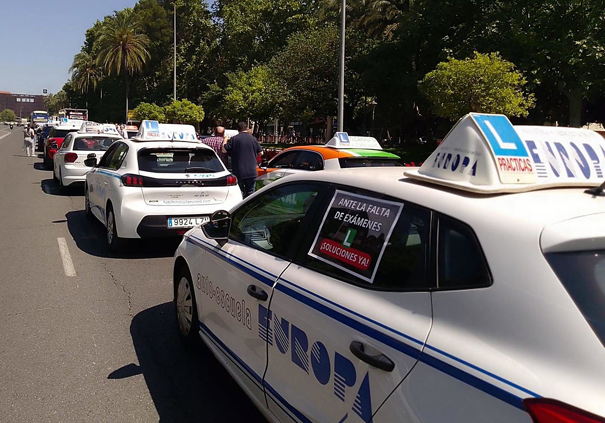 El Gobierno espera llegar este octubre al 97% de puestos de examinadores de autoescuelas en la provincia de Cádiz