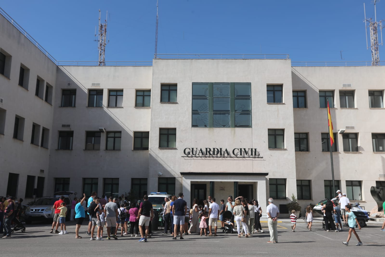 Fotos: Las imágenes de la jornada de puertas abiertas en la Comandancia de la Guardia Civil de Cádiz