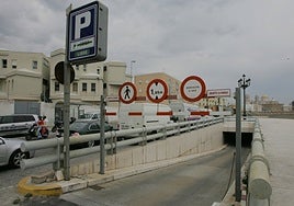 Izquierda Unida critica la «incapacidad» de Emasa ante la gestión en Segunda Agua y Barriada por las zonas de residente