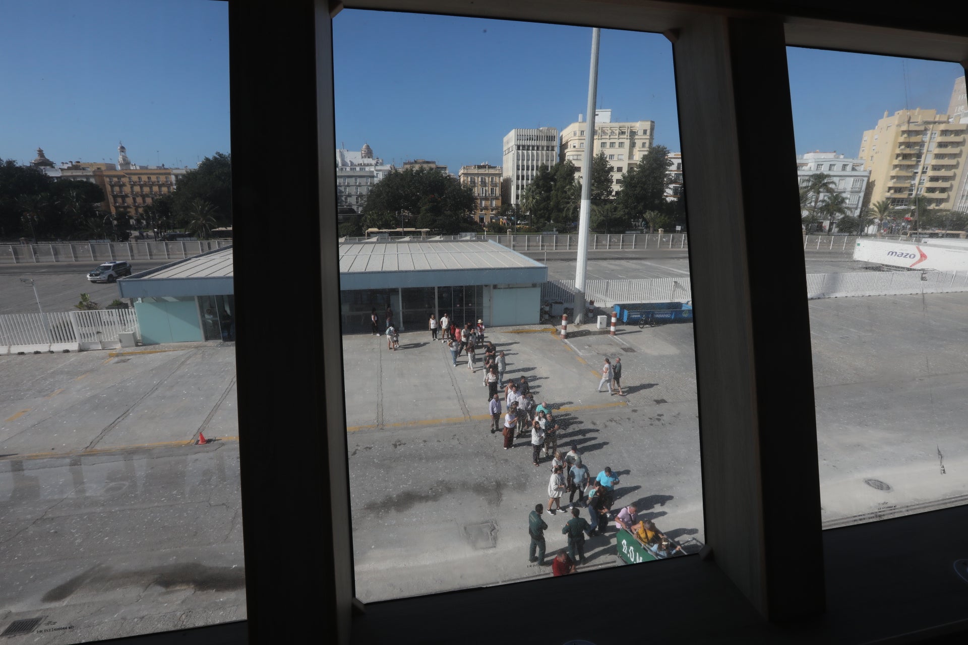 Fotos: Jornada de puertas abiertas en el &#039;Duque de Ahumada&#039; de la Guardia Civil en Cádiz