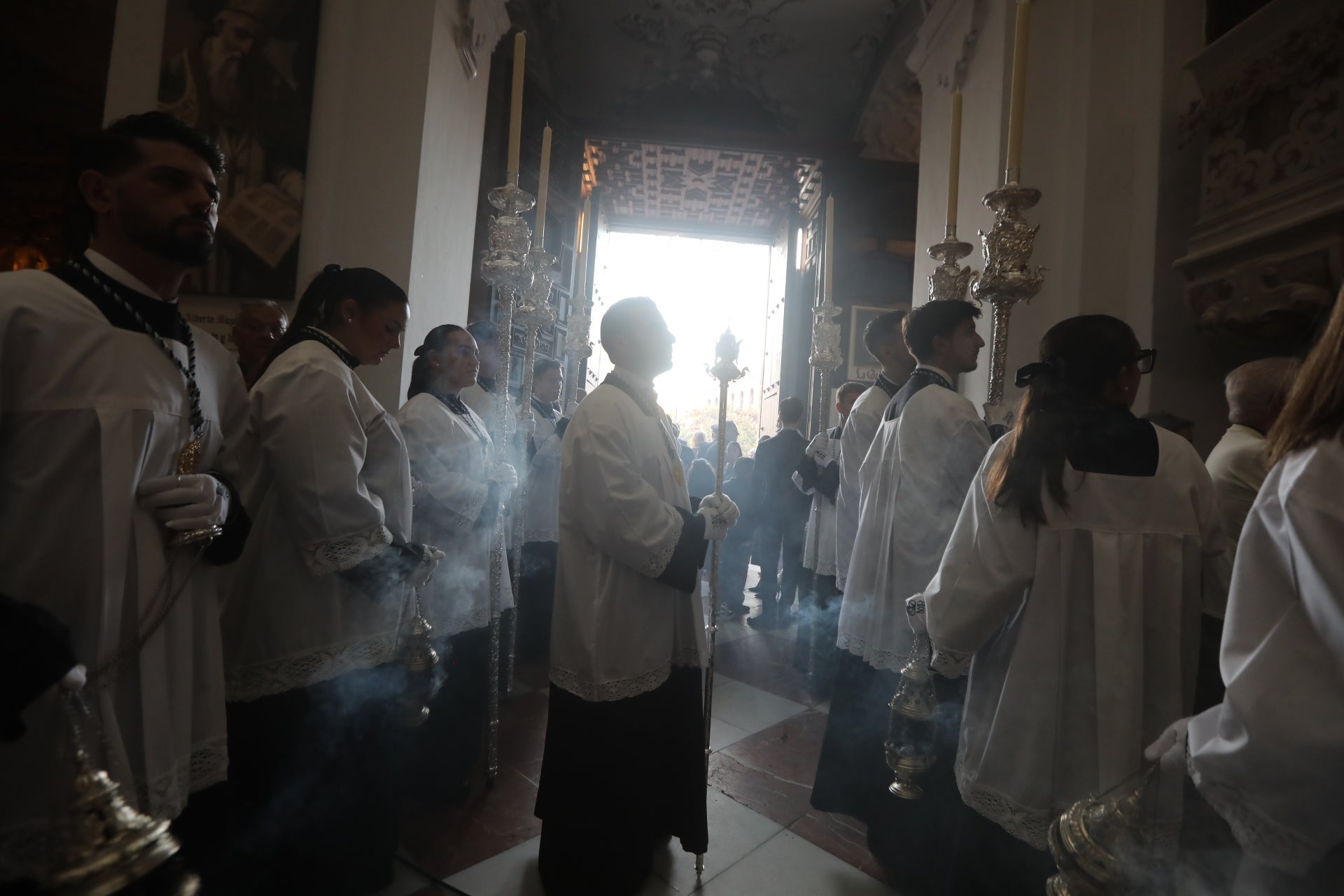 Fotos: Procesión de la Virgen del Rosario por las calles de Cádiz