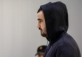 Los agentes que detuvieron a Kanjaa: «Estaba satisfecho y rezando junto al machete ensangrentado»